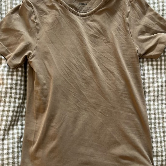 Skims top - Picture 2 of 4